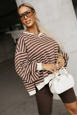 BLUZA BAWEŁNIANA MERRY OVERSIZE ASYMETRYCZNA Z ROZCIĘCIAMI PO BOKACH W PASKI BRĄZOWO-BEŻOWE