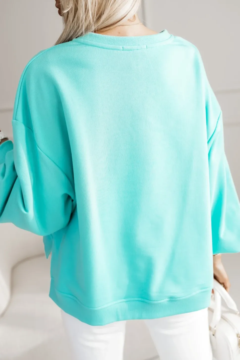 BLUZA BAWEŁNIANA MERRY OVERSIZE ASYMETRYCZNA Z ROZCIĘCIAMI PO BOKACH LAZUROWA