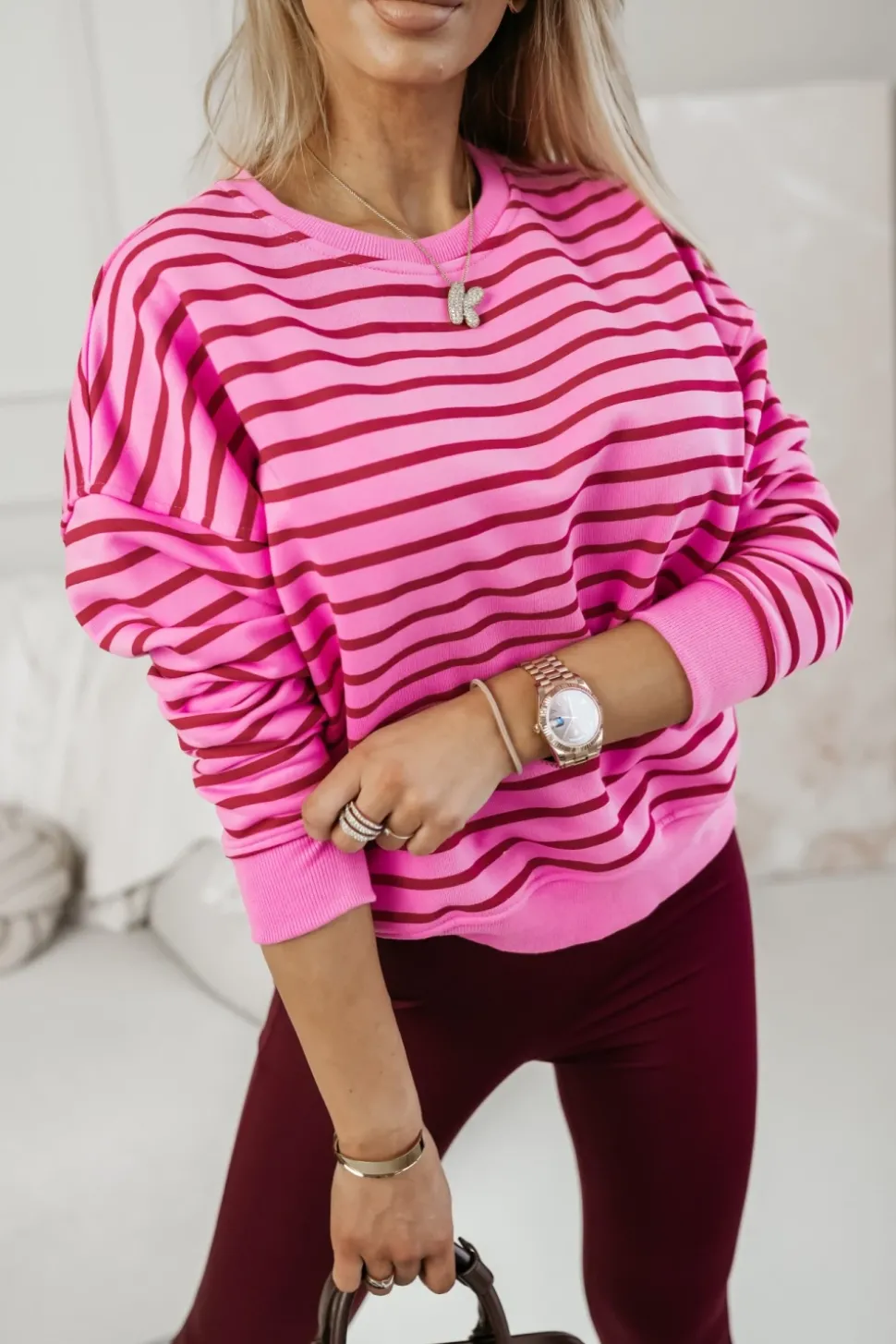 BLUZA BAWEŁNIANA TIAMO WYKOŃCZONA ŚCIĄGACZEM W PASKI CZERWONO-RÓŻOWE