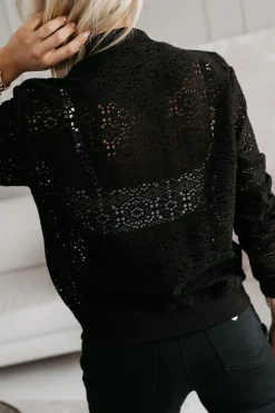 BLUZA BOMBERKA HANNAH KORONKOWA CZARNA