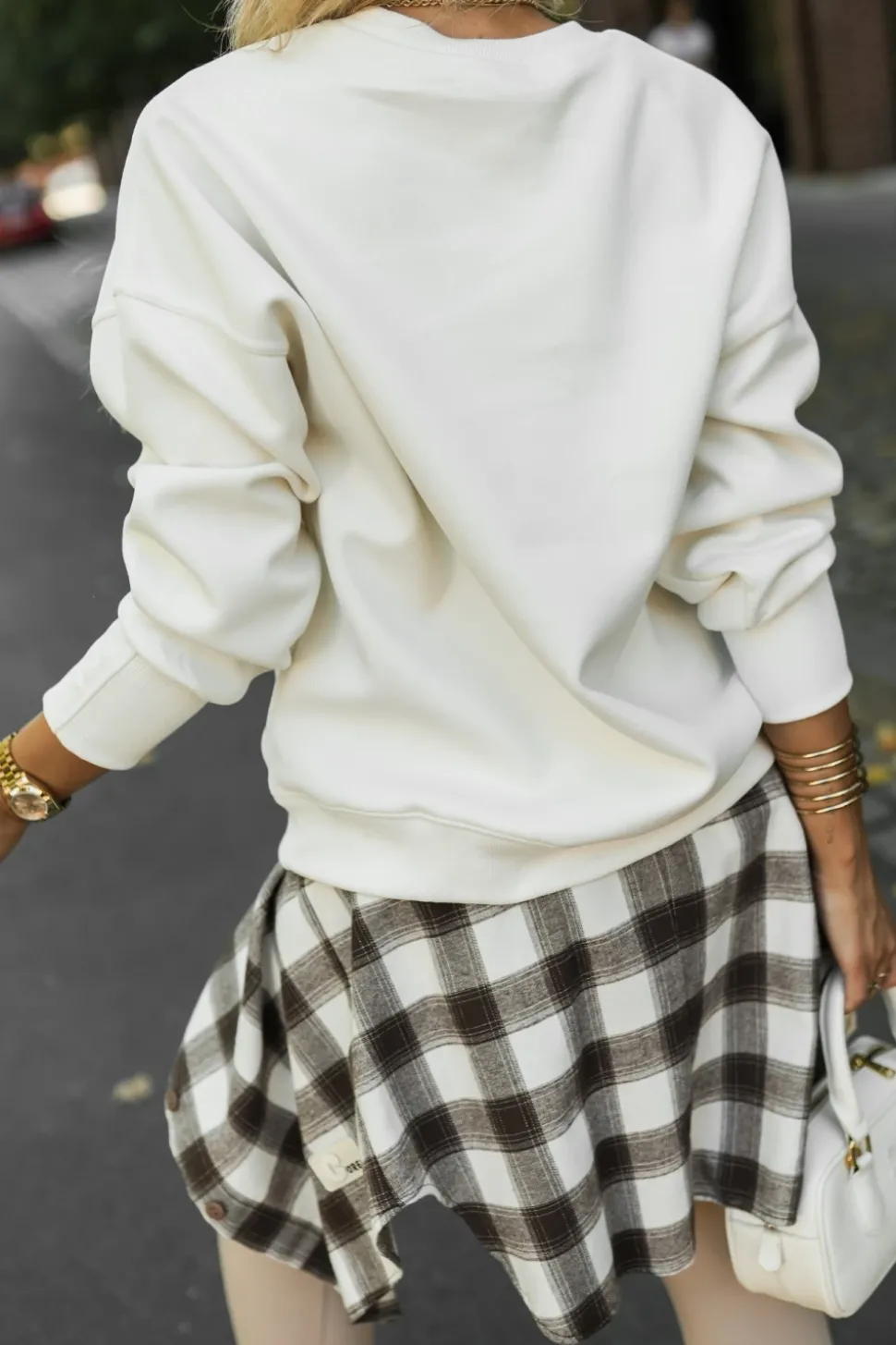 BLUZA DRESOWA BAWEŁNIANA LOVELY Z HAFTOWANYMI SERDUSZKAMI ECRU