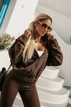 BLUZA DRESOWA BAWEŁNIANA Z KAPTUREM Z MINIMALISTYCZNYM NAPISEM BRĄZOWA