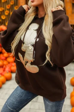 BLUZA DRESOWA OCIEPLANA Z KAPTUREM ZE ZŁOTĄ APLIKACJĄ MICKY CZEKOLADOWA