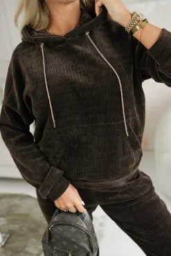 BLUZA DRESOWA Z KAPTUREM TIAGO Z WARKOCZOWYM SPLOTEM CZEKOLADOWA