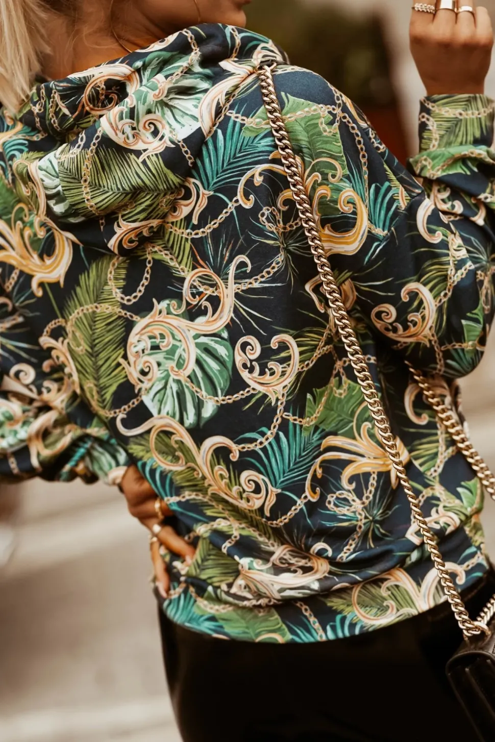 BLUZA KANGURKA Z KAPTUREM