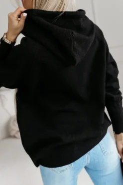 BLUZA SWETERKOWA CHARLIE Z KAPTUREM CZARNA