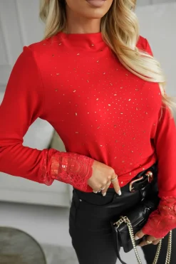 BLUZKA BAWEŁNIANA ALICE ZDOBIONA KORONKĄ I CYRKONIAMI CZERWONA