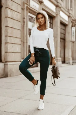 BLUZKA BAWEŁNIANA BASIC Z DŁUGIM RĘKAWEM V DEKOLT BIAŁA