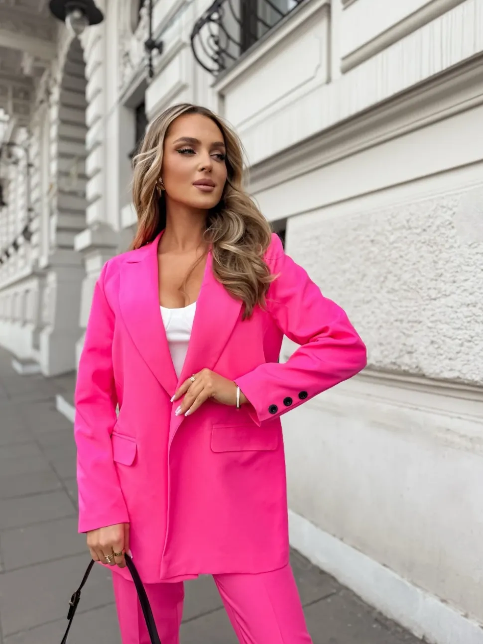 SPODNIE CYGARETKI CAMERON W KANT NEONOWY RÓŻ