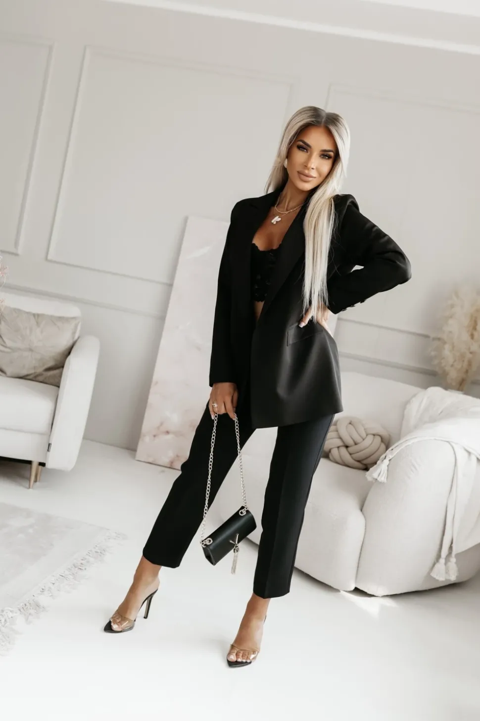 SPODNIE CYGARETKI CAMERON W KANT CZARNE