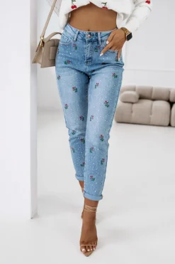 SPODNIE JEANSOWE TYPU BOYFRIEND Z HAFTOWANYMI KWIATAMI I CYRKONIAMI NIEBIESKI JEANS