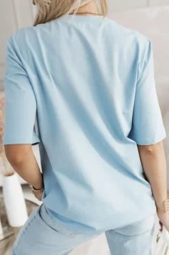 T-SHIRT BAWEŁNIANY Z NAPISEM MORE AMOR POR FAVOR NIEBIESKI