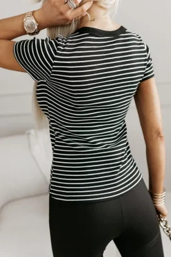 T-SHIRT CLASSIC W PASKI CZARNO-BIAŁE