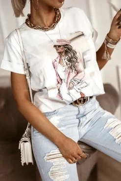 T-SHIRT PŁASZCZ I OKULARY