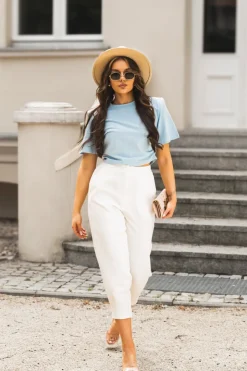 T-SHIRT SHORT Z PODUSZKAMI NA RAMIONACH BŁĘKITNY