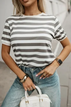 T-SHIRT TOMMY Z WISKOZY W PASKI ZIELONE-ECRU