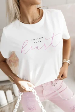 T-SHIRT Z NADRUKIEM FOLLOW YOUR HEART BIAŁY