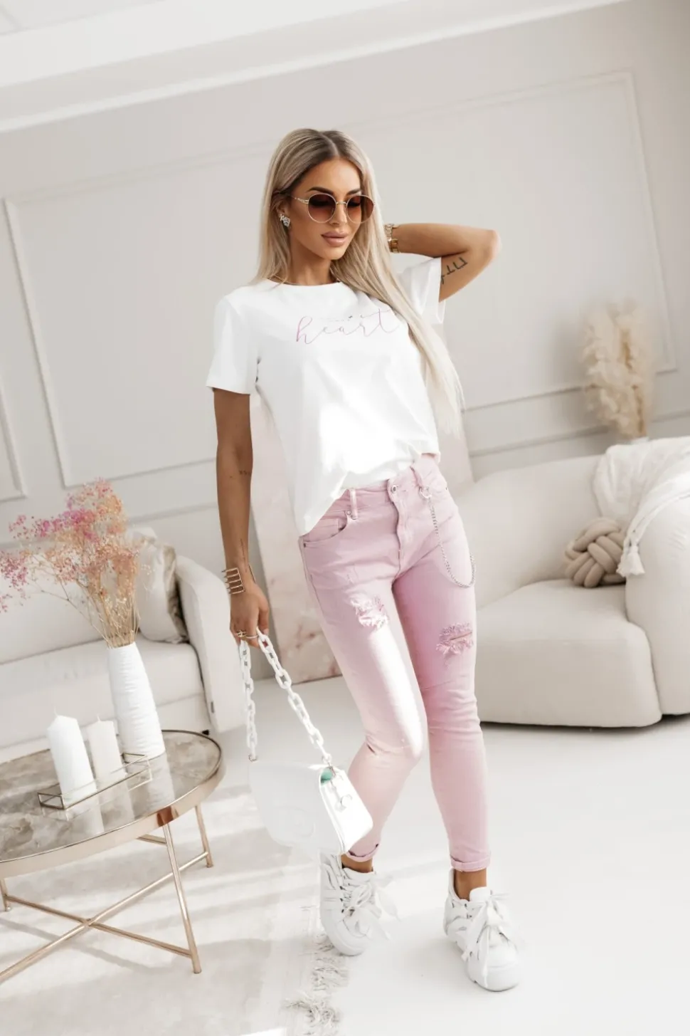 T-SHIRT Z NADRUKIEM FOLLOW YOUR HEART BIAŁY