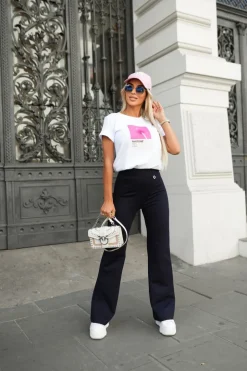 T-SHIRT Z NADRUKIEM PANTONE BIAŁY