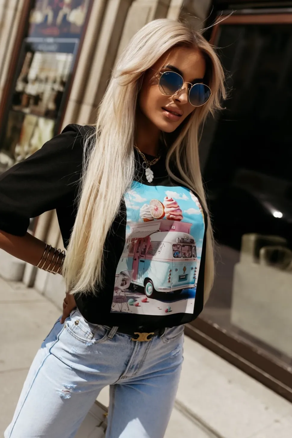 T-SHIRT Z NADRUKIEM WAKACYJNY VAN CZARNY